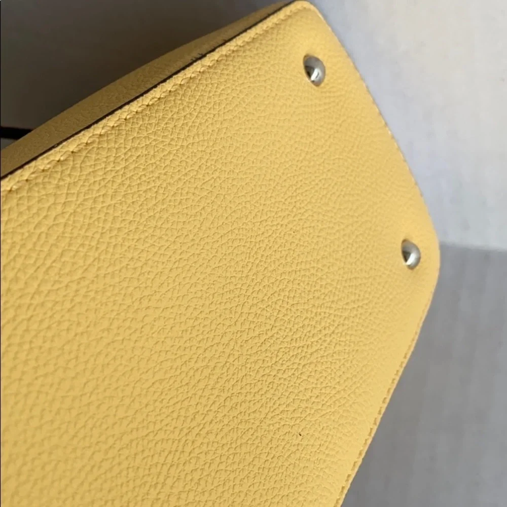 NEW GUESS Multi Yellow Satchel Handbag